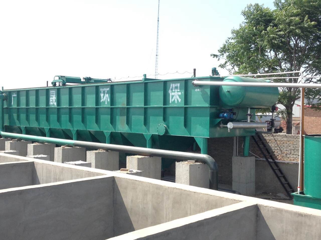 绿色气浮机现场  (4).jpg