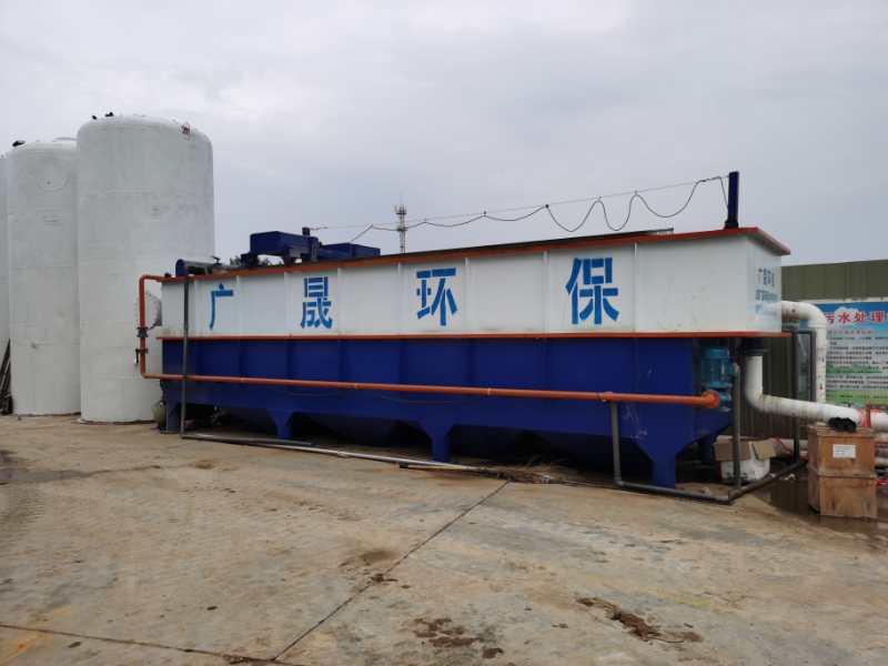 蓝白色气浮机现场 (8).jpg